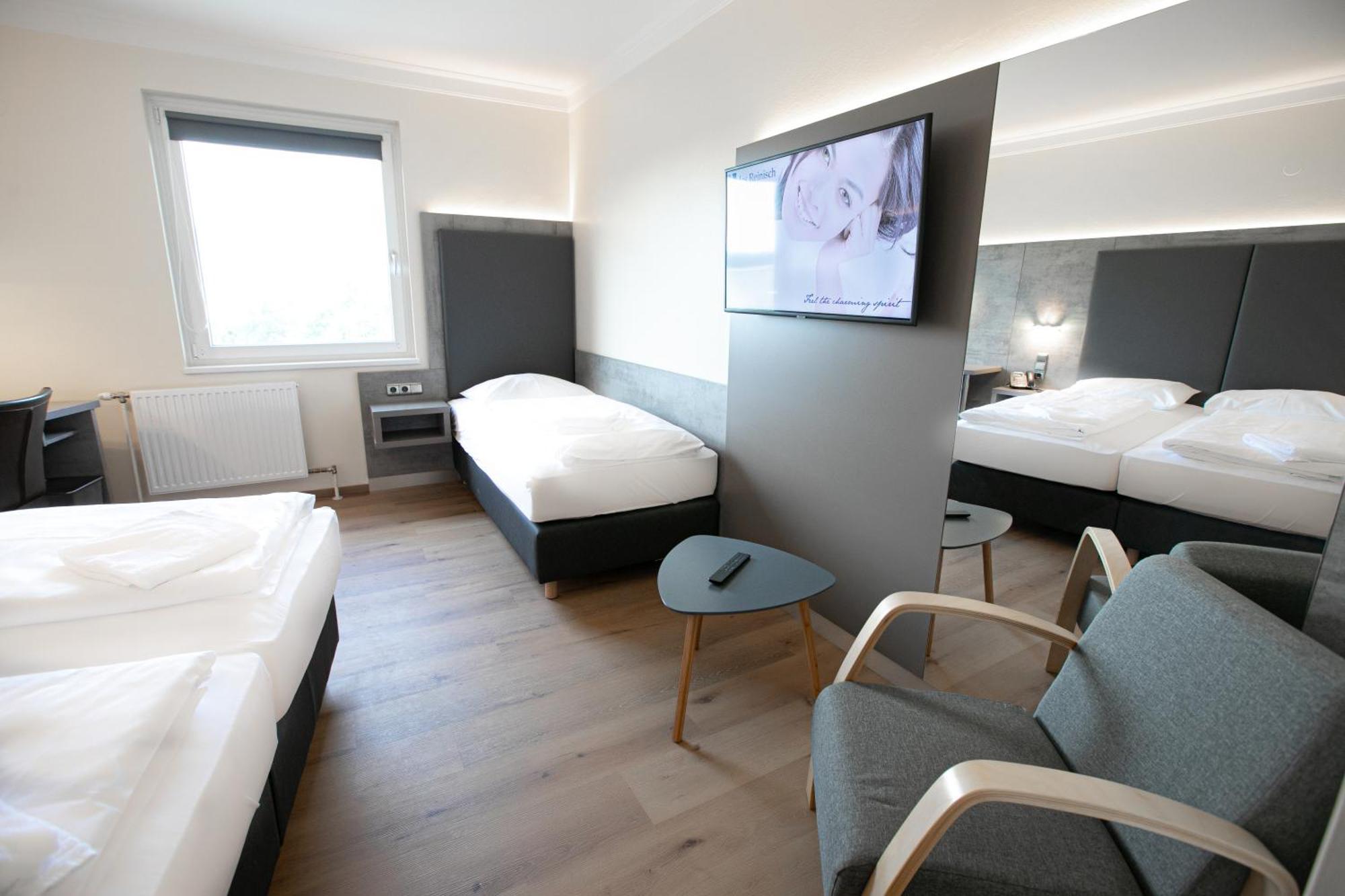 Das Reinisch Just Rooms Швехат Экстерьер фото